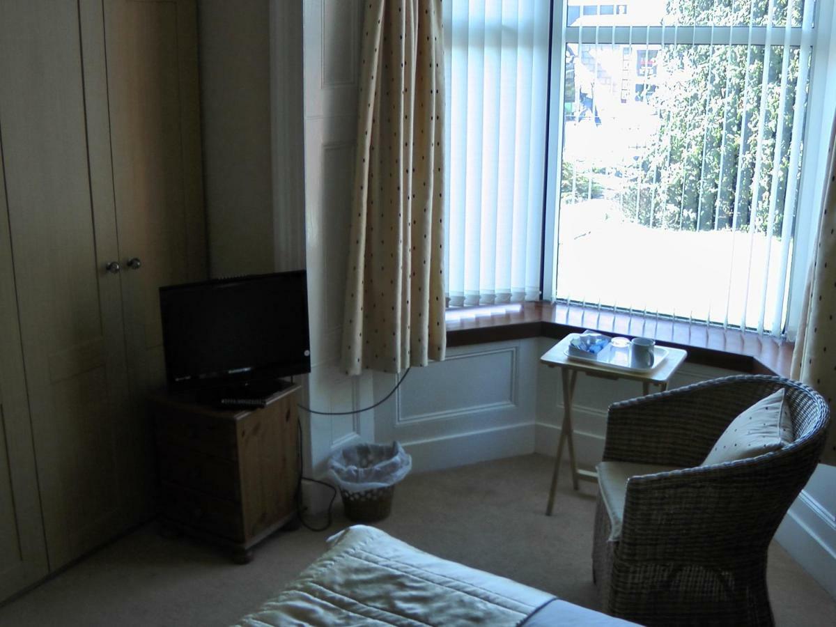 Beeches Guest House Dyce Exterior photo